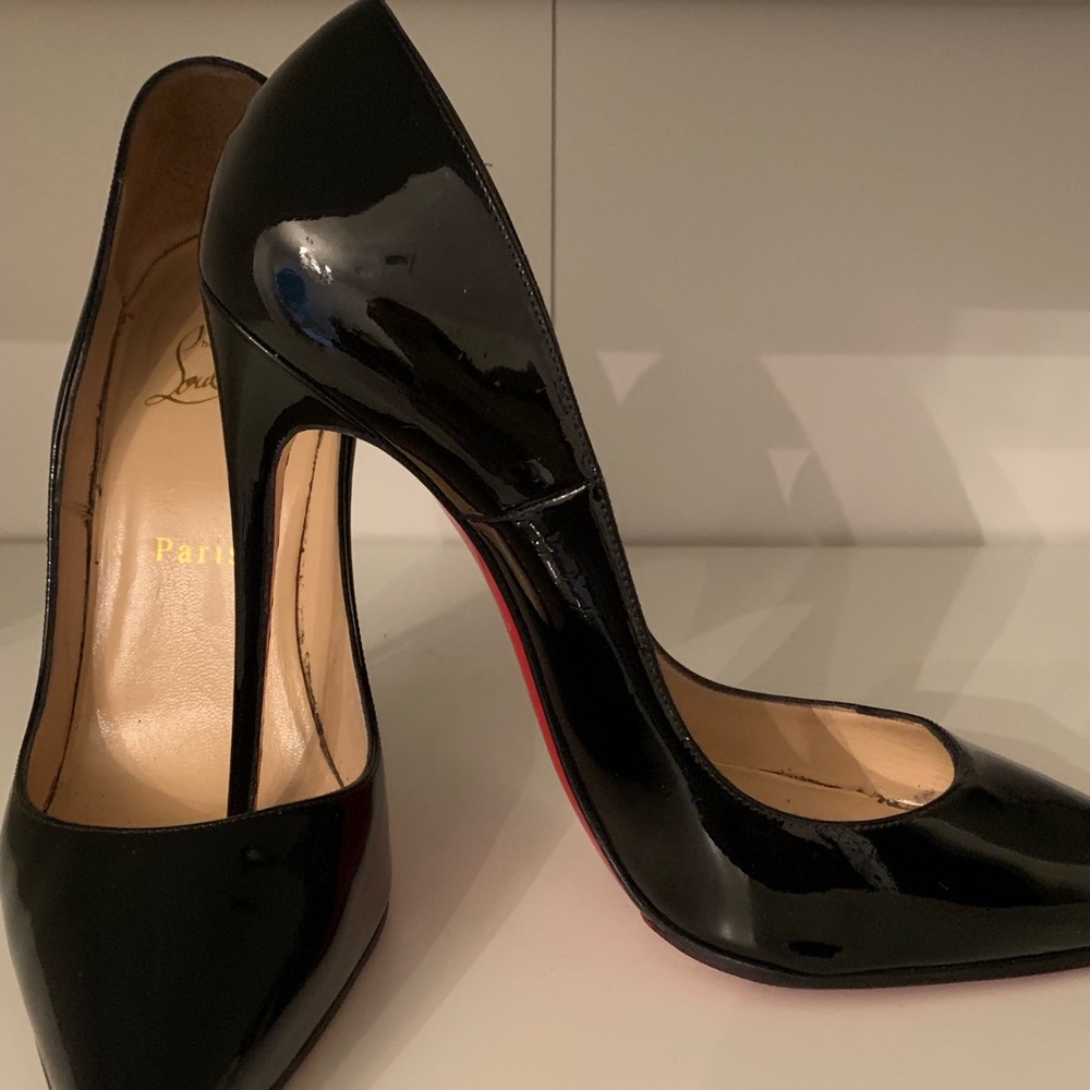 Christian Louboutin So Kate 120